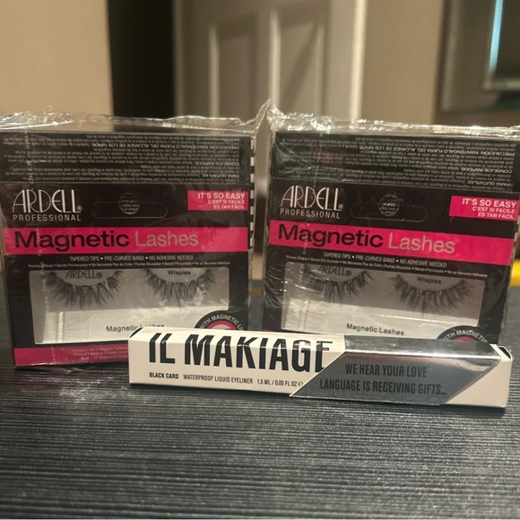 Large Bundle Amika The Wizard Multi-Benefit Primer - Vibrant Yellow and Orange - Picture 4 of 6